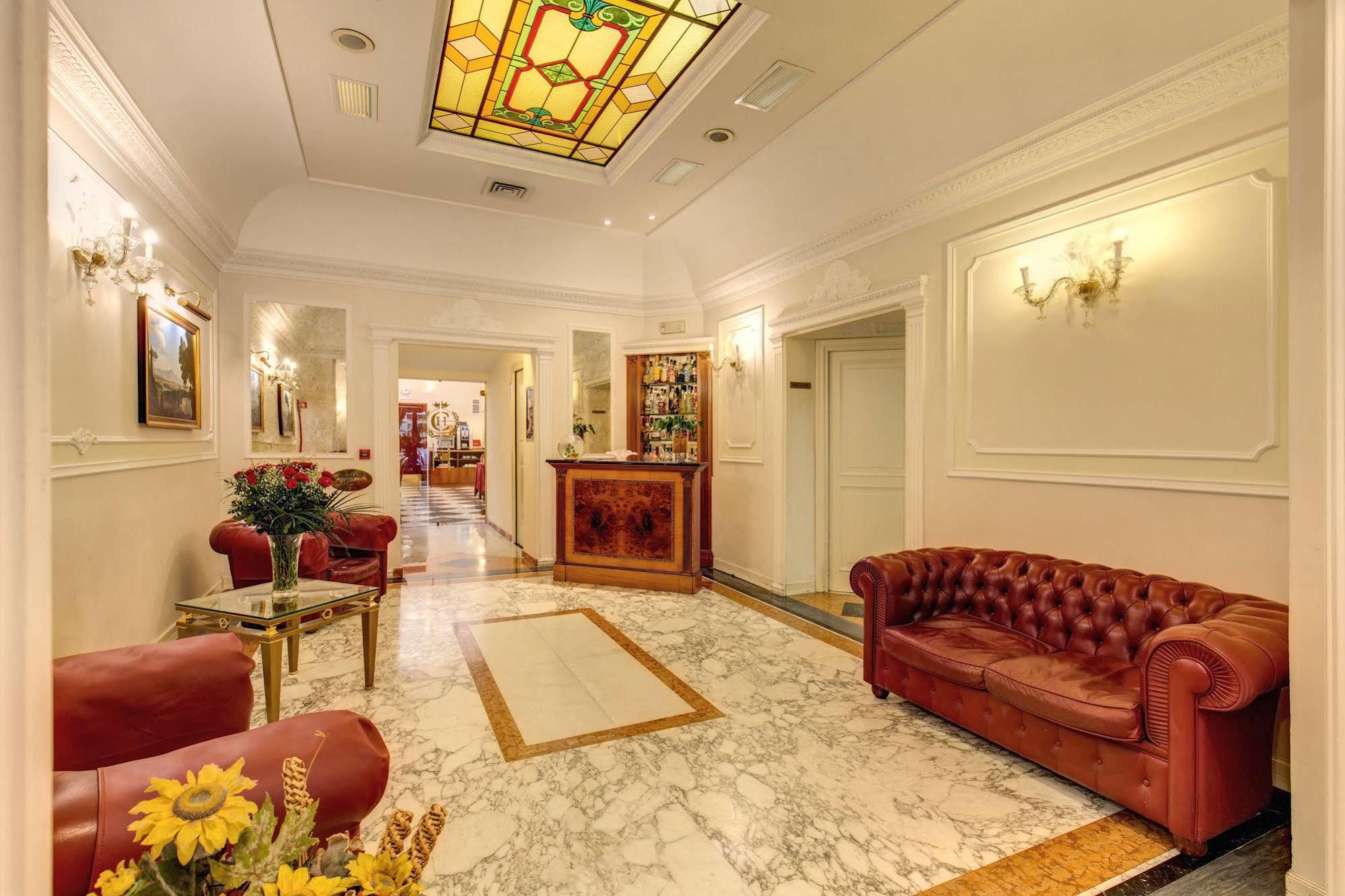 โรงแรมคอนติเลีย โรม ภายนอก รูปภาพ